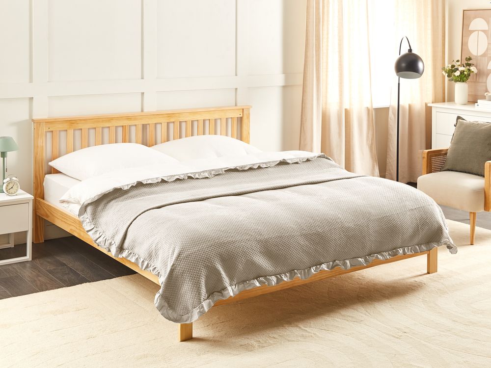 Copriletto in cotone tortora 220 x 200 cm con balza decorativa Camera da letto