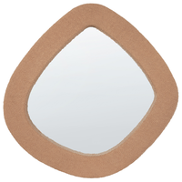 Specchio da parete marrone chiaro con cornice in MDF e vetro rivestito in bouclé 79 x 80 cm, pezzo decorativo irregolare montato a parete, stile moderno