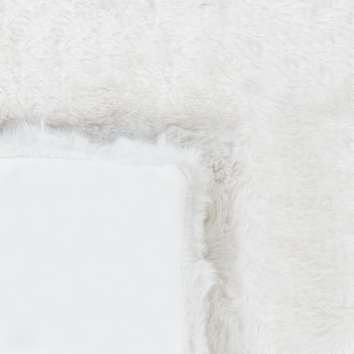 Coperta in finta pelliccia bianco 150 x 200 cm camera da letto