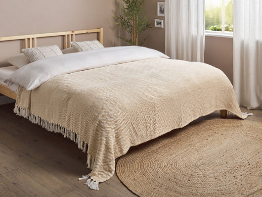Copriletto in cotone beige 200 x 220 cm con nappe Soggiorno Camera da letto Tessili