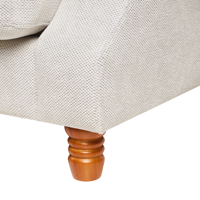 Divano con 6 cuscini Rivestimento in velluto bianco sporco Gambe in legno chiaro 3 posti