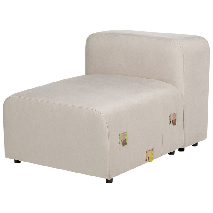 Divano componibile a 3 posti con pouf rivestito con velluto beige stile moderno