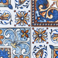 Tavolo da bistrot per esterni in metallo con piano in mosaico e struttura in ferro nero stile vintage