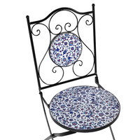 Set di 2 sedie da esterno in metallo pieghevoli con motivo a mosaico blu e struttura in ferro nero stile vintage