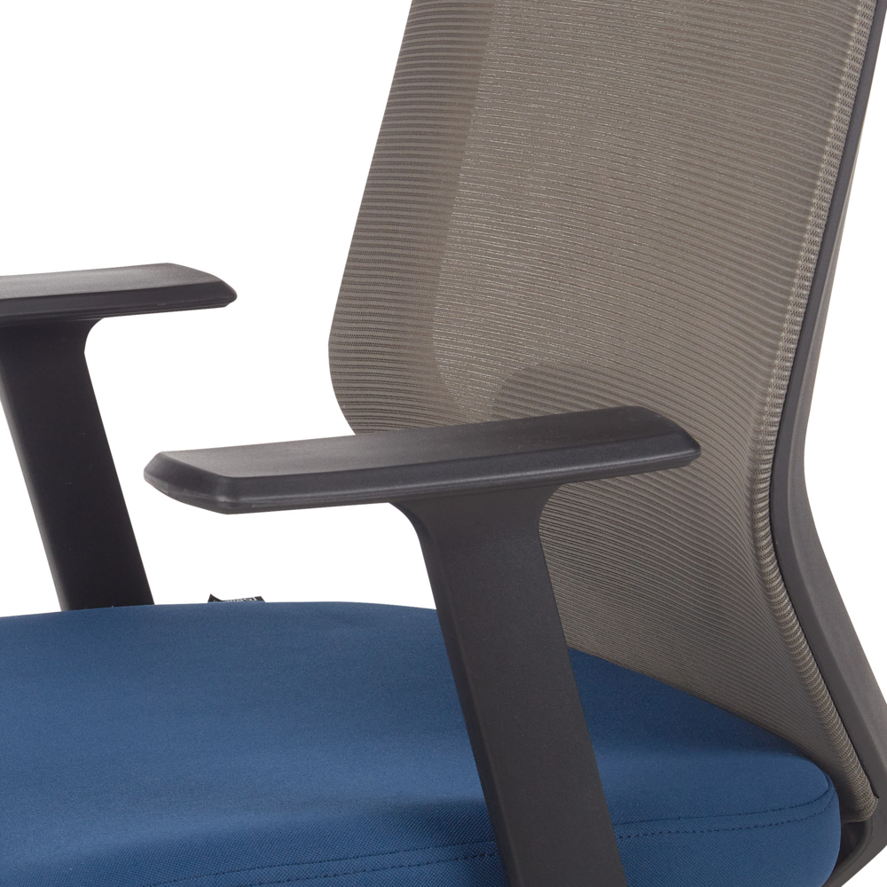 Sedia da ufficio girevole e regolabile in altezza con rivestimento in rete azzurra poltrona ufficio in casa