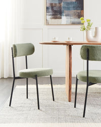Set di 2 sedie per sala da pranzo Boucle verde chiaro Gambe in acciaio nero Sedute per sala da pranzo di design moderno