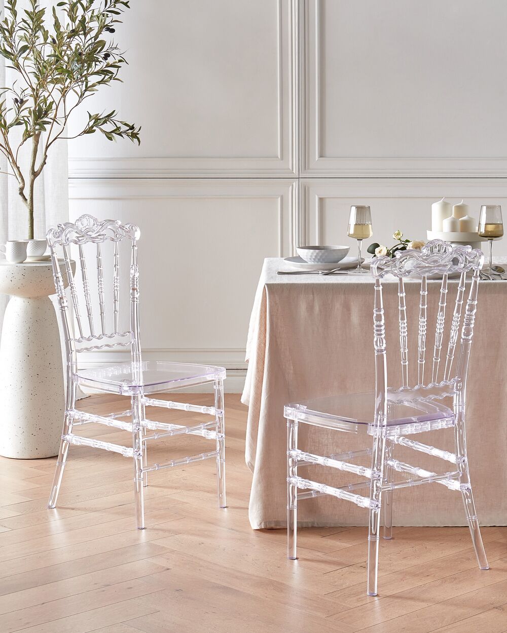 Set di 2 sedie da pranzo in plastica trasparente stile vintage banchetto