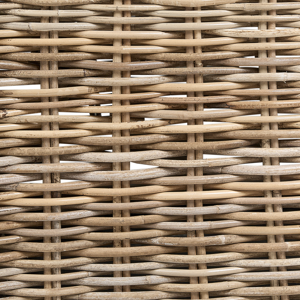 Poltrona da giardino in rattan naturale con cuscino di seduta in cotone bianco sporco per interni ed esterni