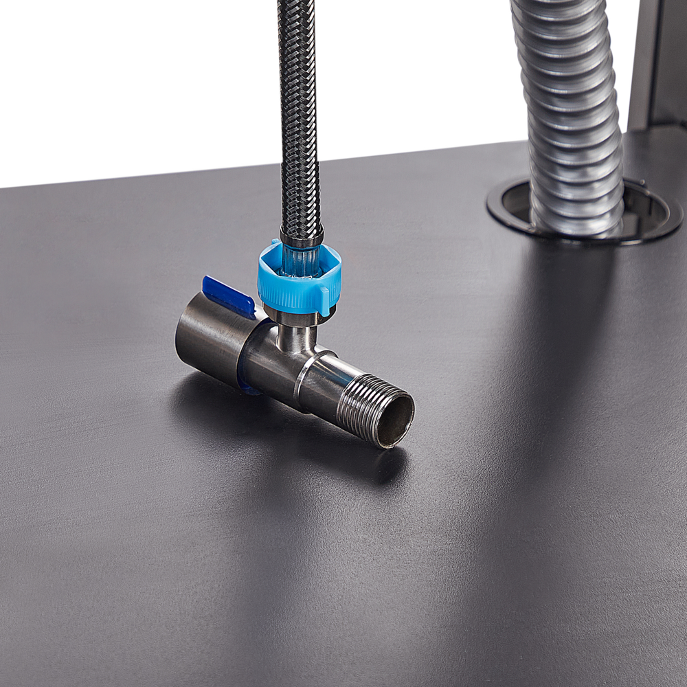 Isola da giardino con lavello a leva singola Ripiani in acciaio Piano in legno chiaro 159 x 50 x 91 cm Nero cucina da esterno