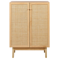 Credenza a 2 ante e 2 ripiani in truciolato di pino chiaro con fronte in rattan stile boho rustico
