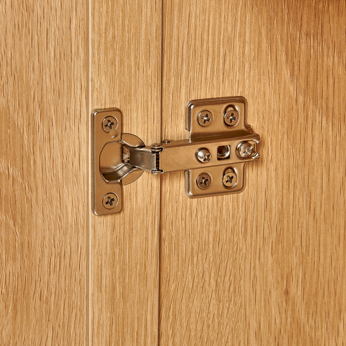 Credenza a 2 ante e 2 ripiani in truciolato di pino chiaro con fronte in rattan stile boho rustico