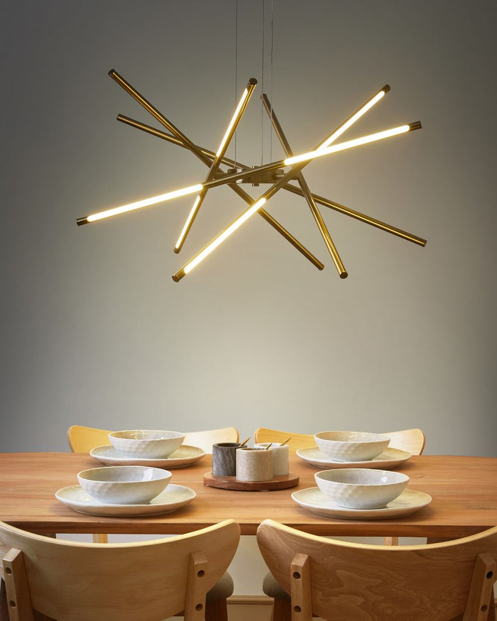 Lampada a sospensione LED in metallo dorato dal Design geometrico stile moderno