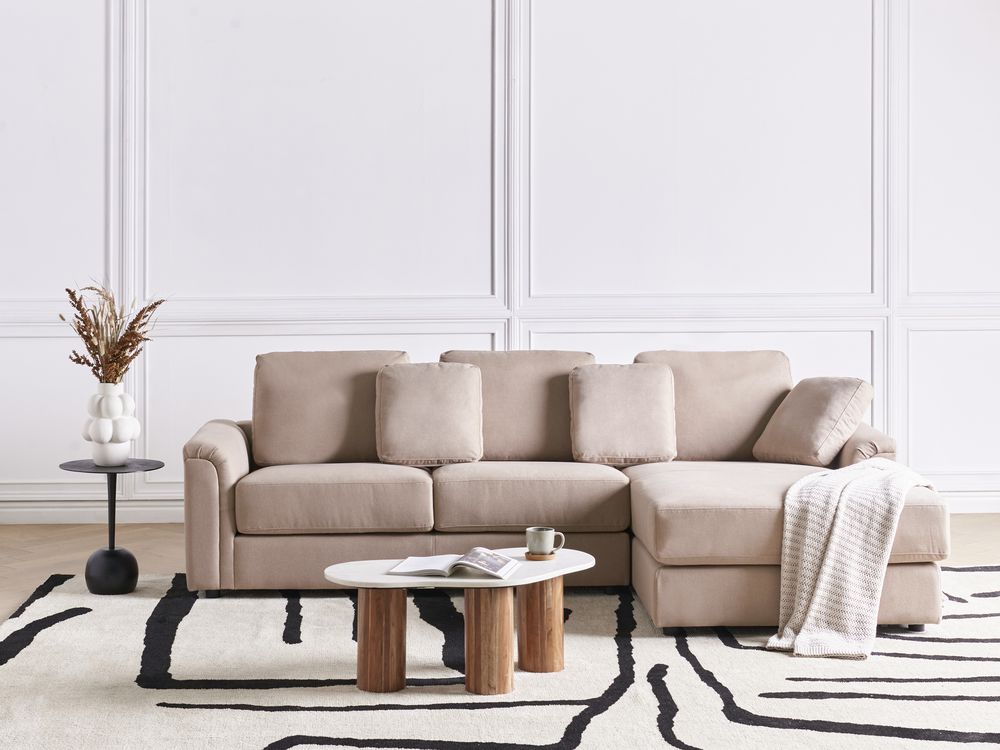 Divano moderno ad angolo con gambe in plastica in tessuto beige chiaro lato sinistro