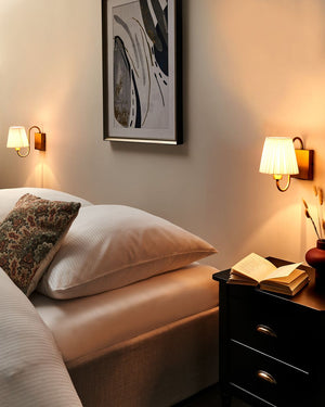 Set di 2 lampade da parete in tessuto bianco con paralume in ferro e metallo con base dorata Stile glamour Soggiorno