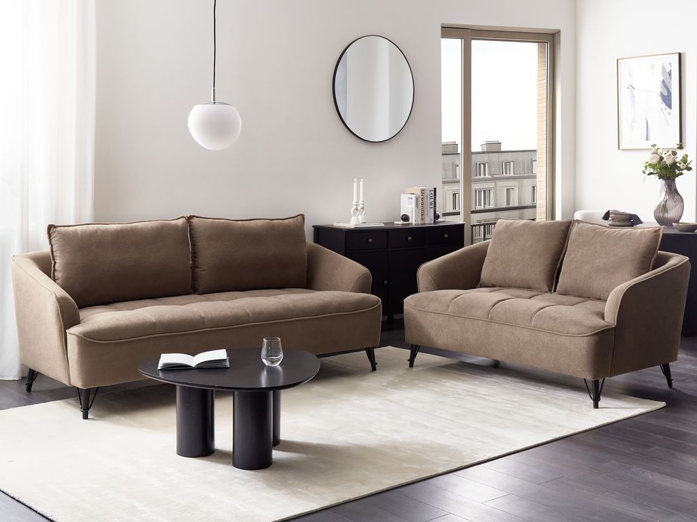 Set di divani a 2 e 3 posti in tessuto marrone con cuscini aggiuntivi stile moderno