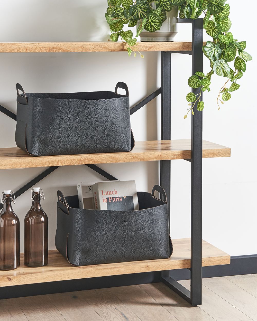 Set di 2 cesti portaoggetti in pelle sintetica nera fatti a mano con manici