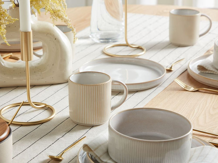 Set di 4 tazze Beige chiaro in gres caolino fatto a mano con smalto reattivo Cucina Sala da pranzo