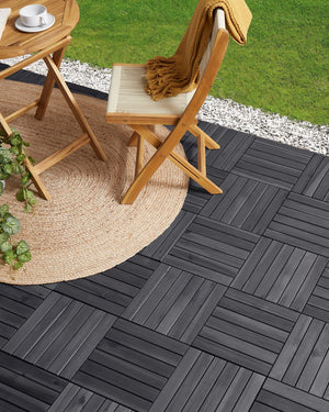 Pavimento in legno di acacia certificato grigio per esterni con base in plastica resistente all'acqua