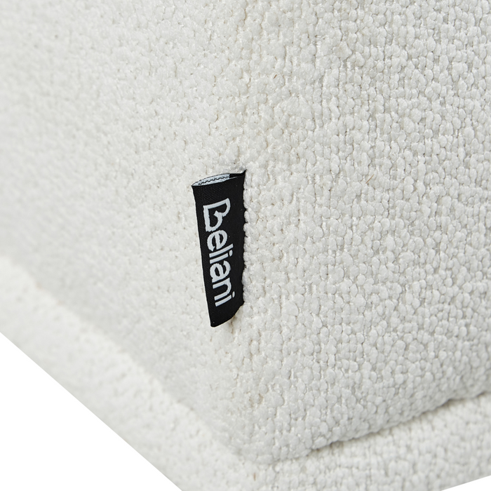 Pouf bianco rettangolare con gambe in in legno di gomma verniciato marrone stile minimalista