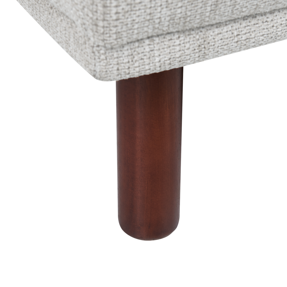 Pouf tortora rettangolare grigio chiaro con gambe in in legno di gomma verniciato stile minimalista