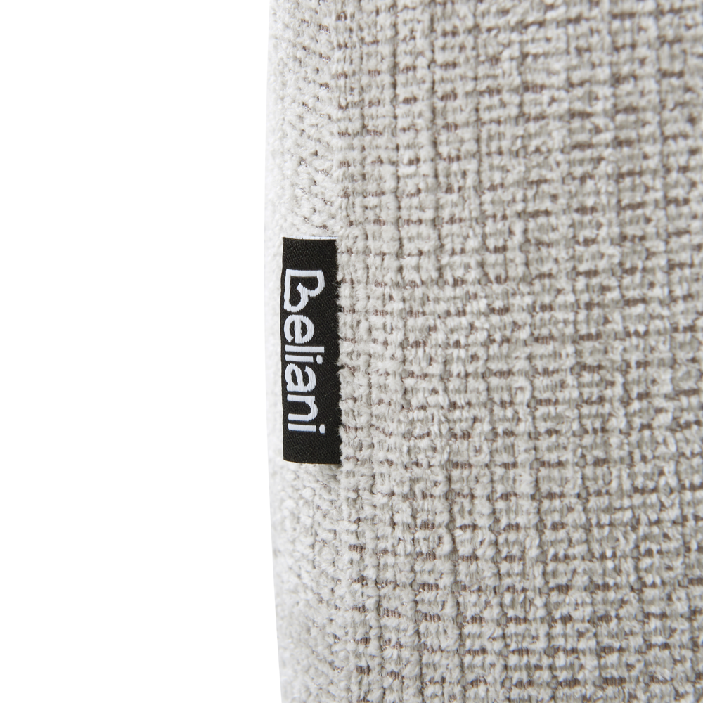 Pouf tortora rettangolare grigio chiaro con gambe in in legno di gomma verniciato stile minimalista