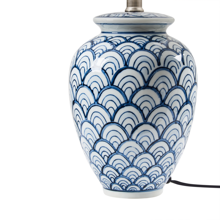 Lampada da tavolo Base in porcellana blu e bianca Paralume in lino ornato da un motivo Illuminazione Soggiorno Camera da letto