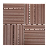 Pavimentazione per esterni marrone piastrelle in composito WPC a incastro resistenti