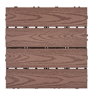 Pavimentazione per esterni marrone piastrelle in composito WPC a incastro resistente