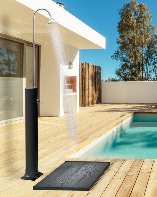 Doccia da esterno con set miscelatore in PVC nero con funzione pioggia alimentato ad energia solare Giardino moderno