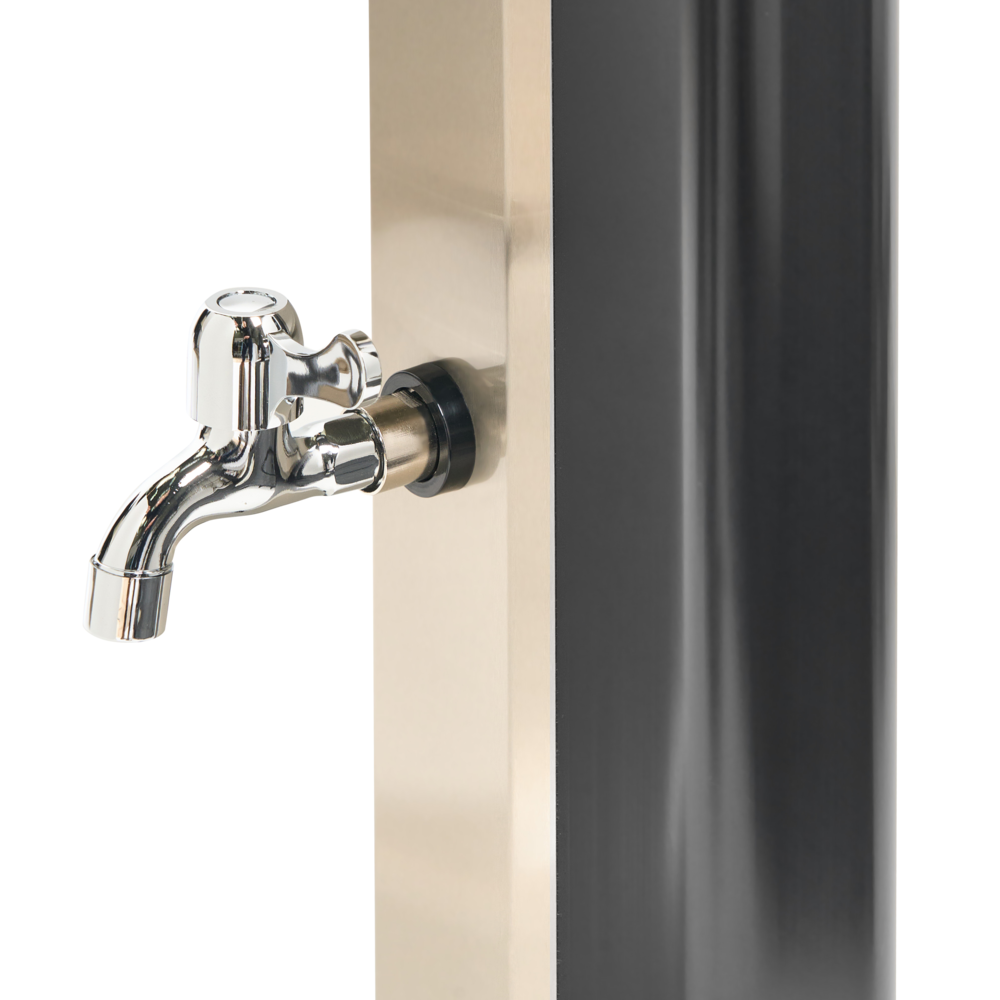 Set doccia miscelatore da esterno in PVC nero con funzione pioggia alimentato ad energia solare Giardino moderno