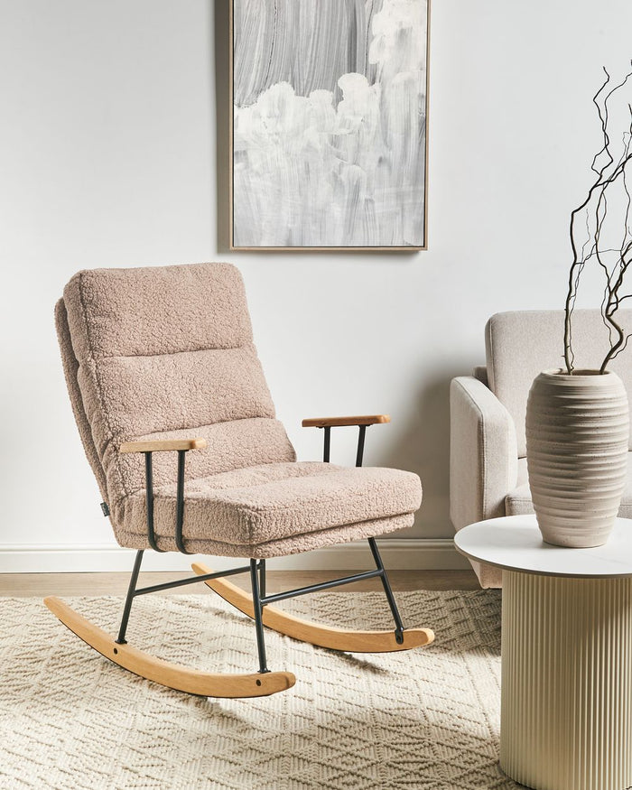 Sedia a dondolo Rivestimento in Boucle beige sporco Gambe in legno e gomma Schienale reclinabile Soggiorno