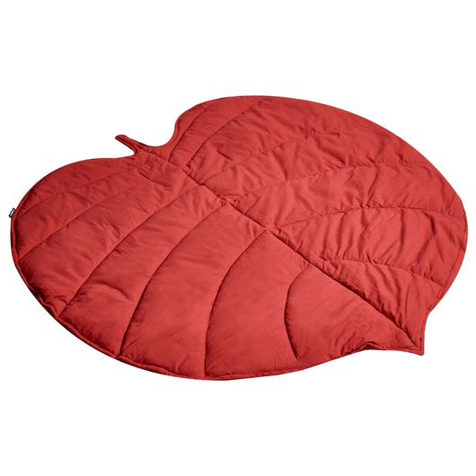 Tappeto per bambini in cotone rosso a forma di foglia trapuntato 110 x 110 cm accessorio per la cameretta dei bambini