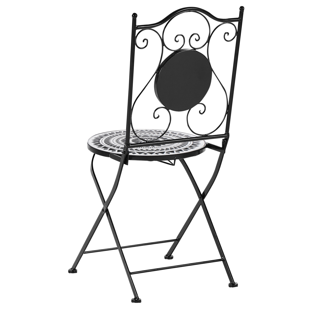 Set da balcone con tavolo e sedie pieghevoli in metallo e piastrelle in ceramica bianca e nera