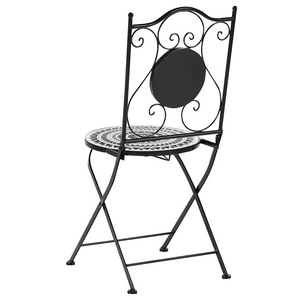 Set da balcone con tavolo e sedie pieghevoli in metallo e piastrelle in ceramica bianca e nera