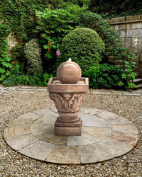 Fontana da esterno in resina beige con luce LED Design classico con alimentazione a cavo