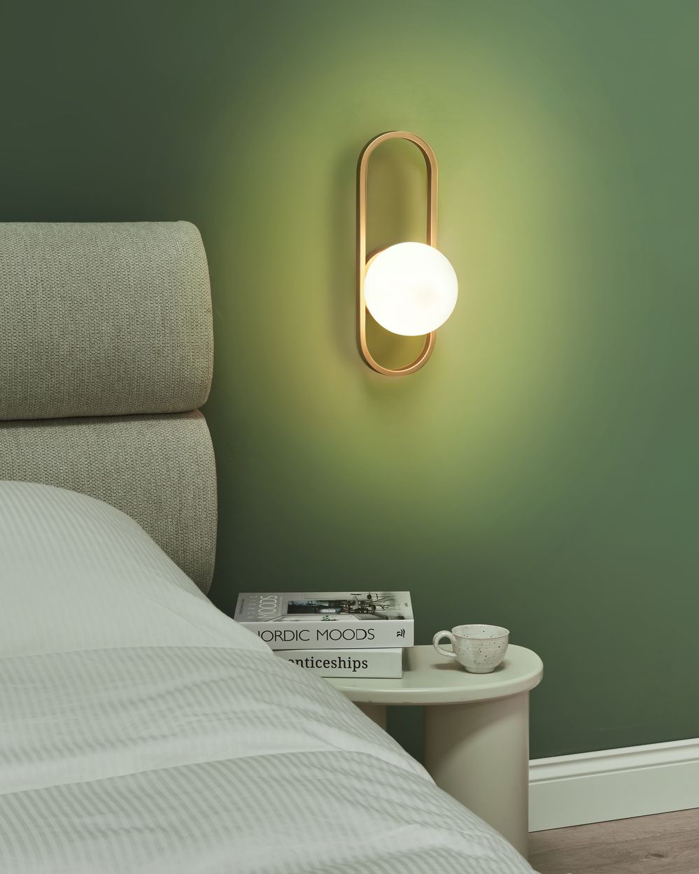 Lampada da parete in vetro opaco Paralume oro stile moderno