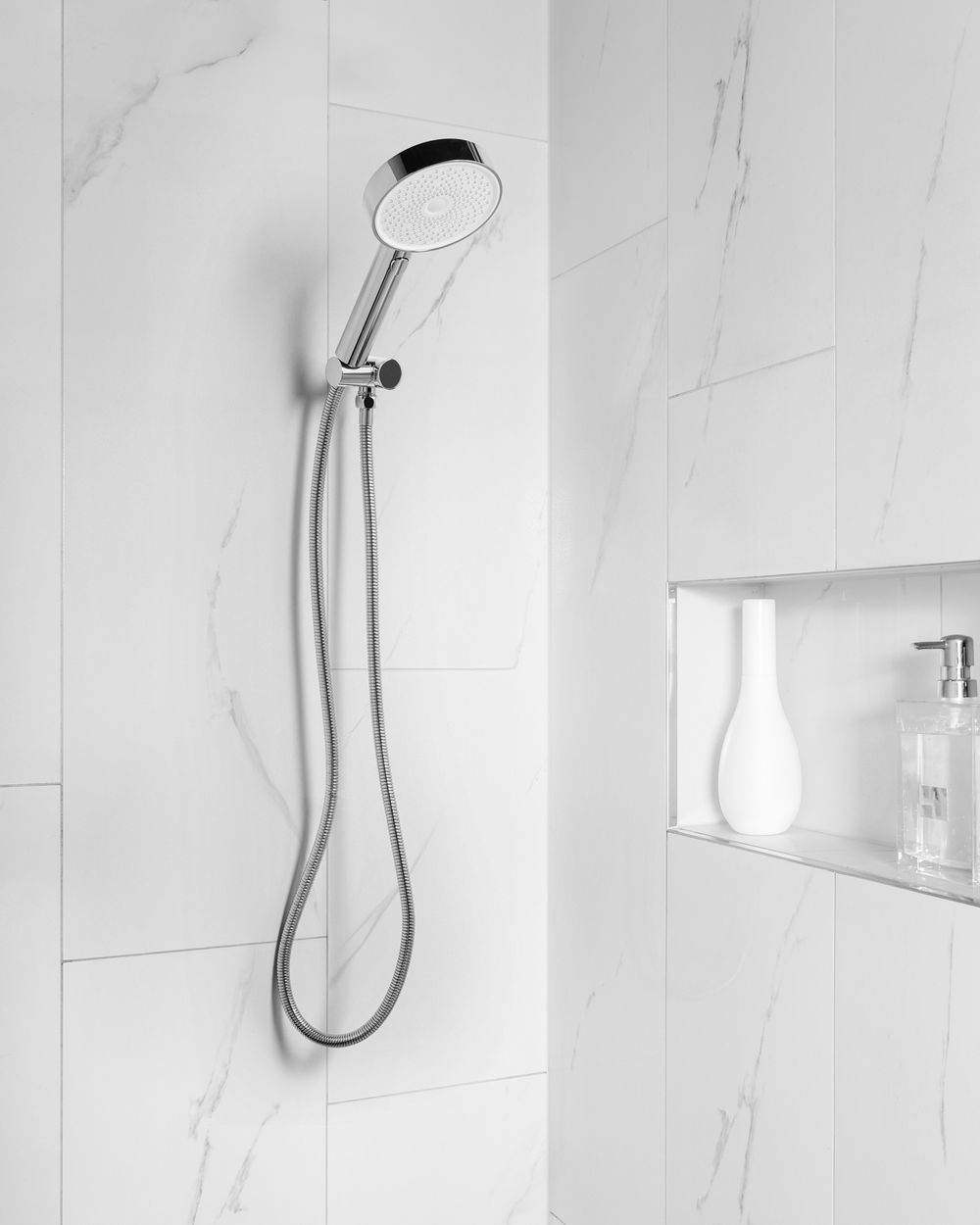 Set doccia con tubo 4 modalità di spruzzo Metallo argento classico moderno