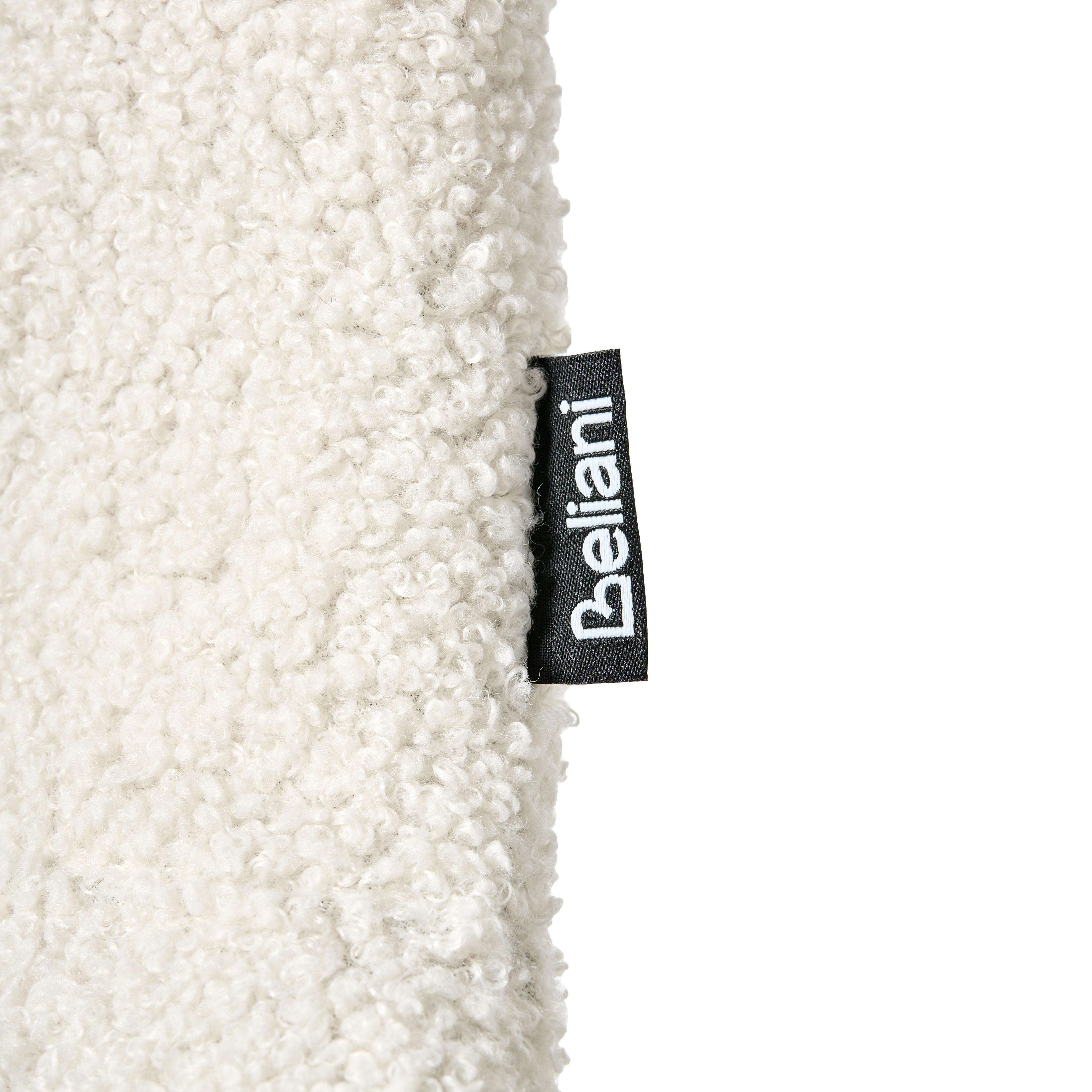 Set di 2 sedie da conferenza con rivestimento in bouclé bianco sporco e gambe in ferro, impilabili.