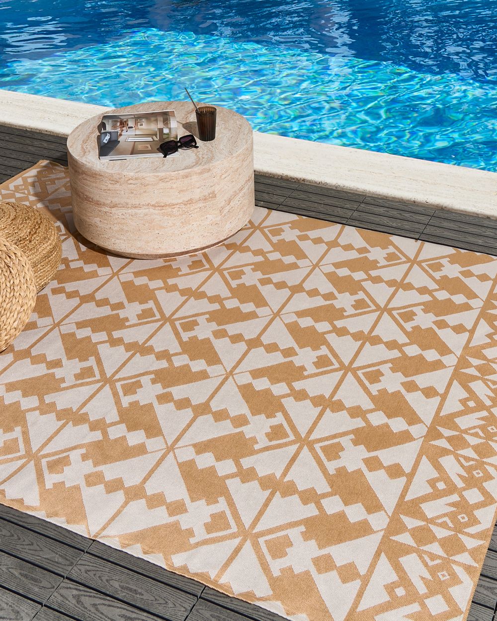 Tappeto per interni e per esterni con motivo geometrico 80 x 150 cm Beige moderno balcone patio