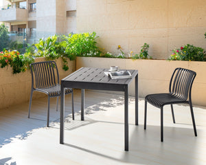 Tavolo da pranzo da giardino Telaio sintetico nero 4 posti resistente alle intemperie Patio esterno