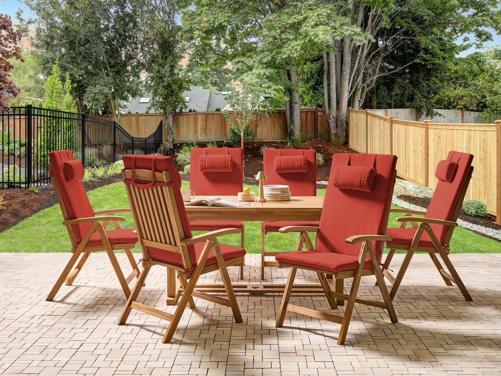 Set da pranzo da giardino a 6 posti in legno di acacia e sedie pieghevoli con cuscini rosso regolabili per esterni in stile country