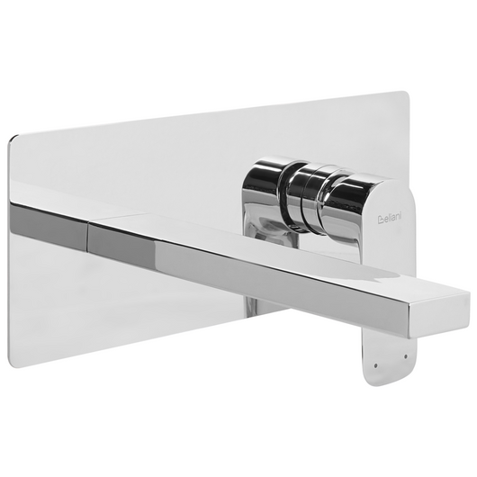 Rubinetto a parete monocomando in ottone con finitura argento stile elegante