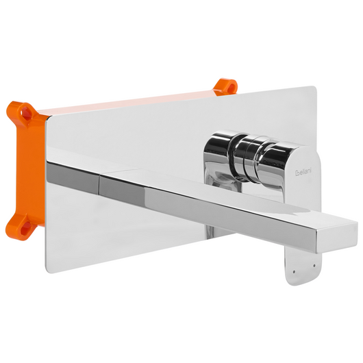 Rubinetto a parete monocomando in ottone con finitura argento stile elegante