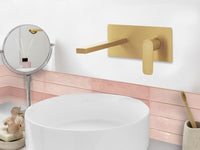 Rubinetto a parete in ottone con finitura oro monocomando bagno elegante