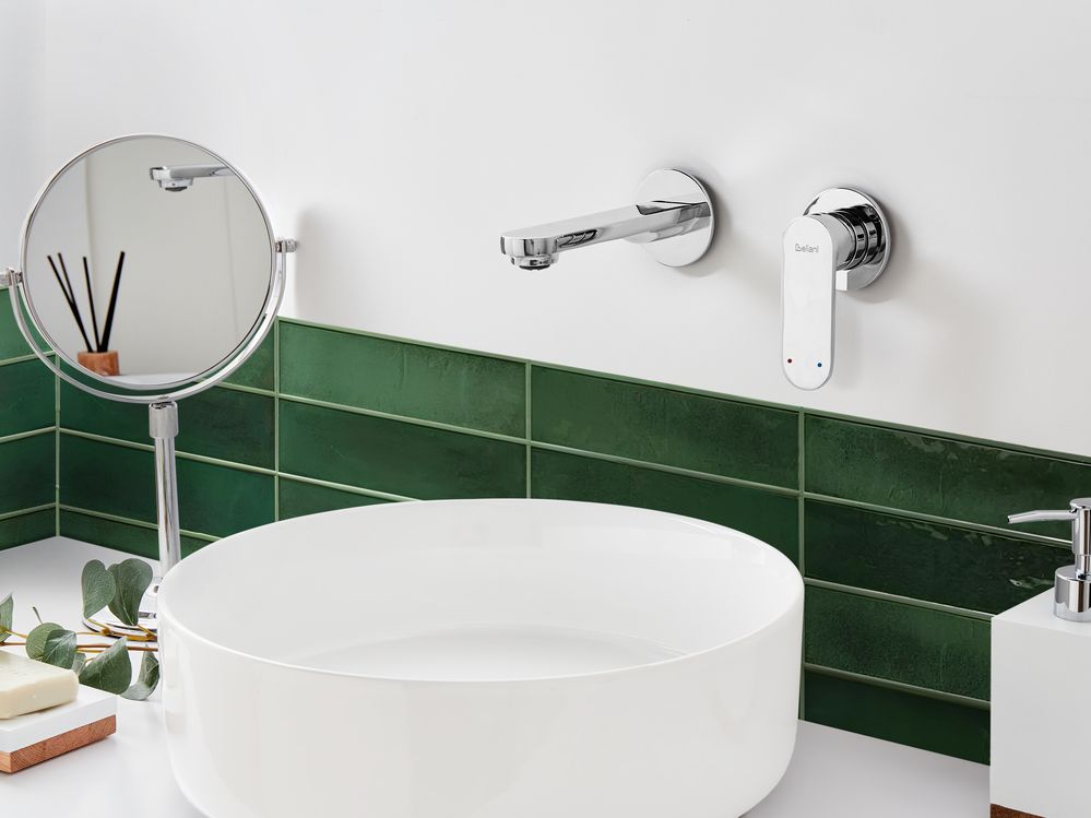 Miscelatore monocomando a parete per lavabo in ottone argento stile elegante