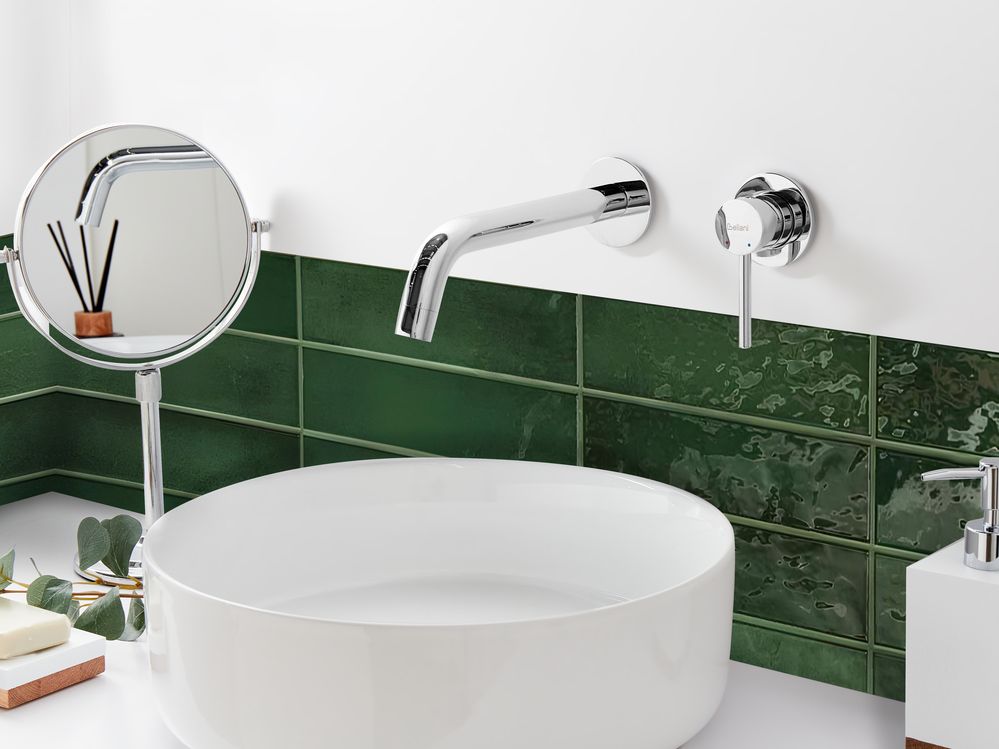 Rubinetto miscelatore in ottone per lavabo a parete monocomando Argento