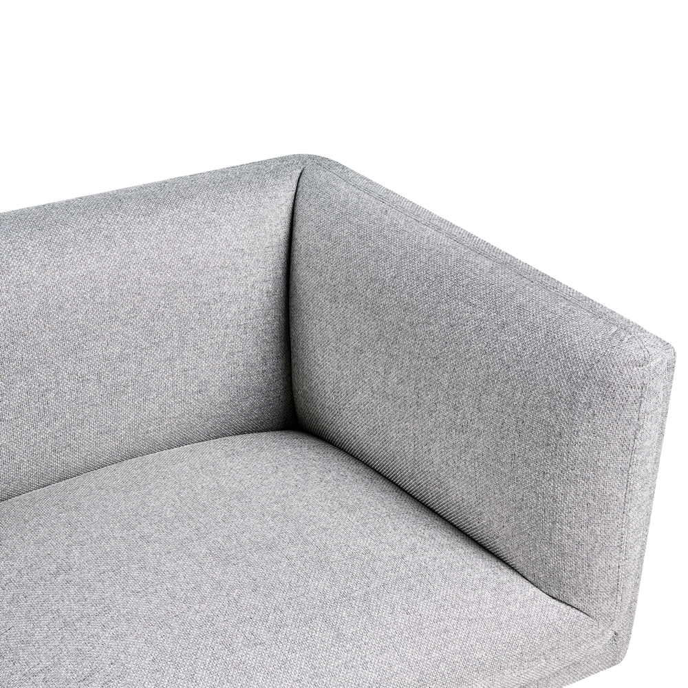 Divano a 2 posti imbottito in tessuto grigio chiaro legno gambe nere imbottito arredi da salotto