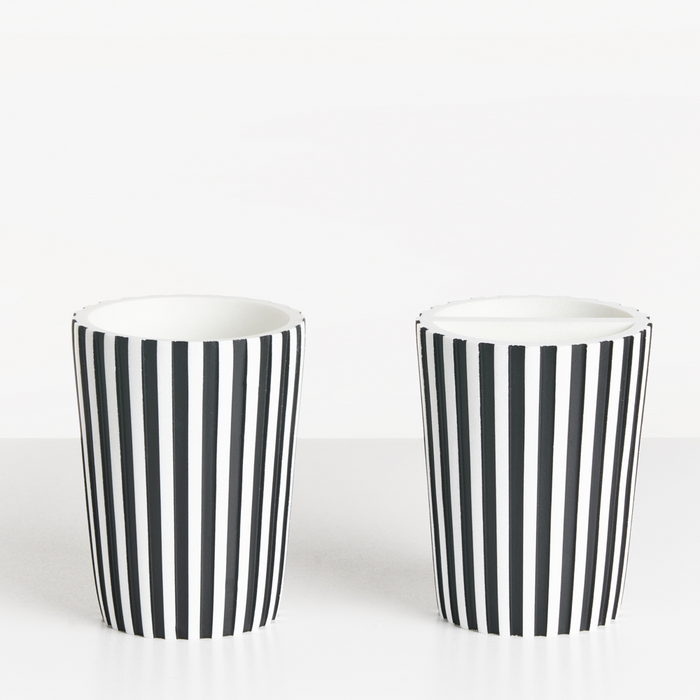 Set di accessori per il bagno Portasapone Dispenser di sapone Portaspazzolino Portaspazzolino nero e bianco