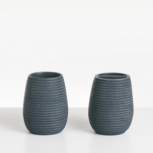 Set di accessori per il bagno blu scuro stile elegante