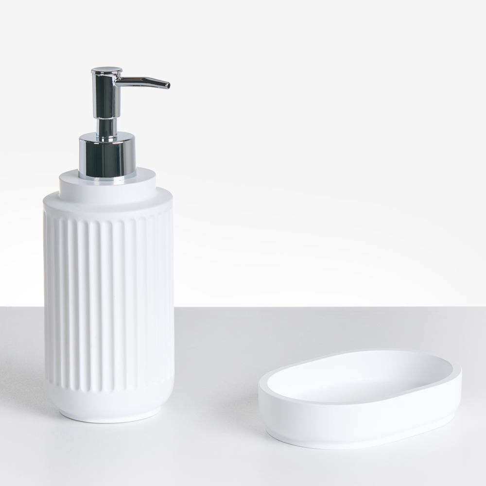 Set di 5 accessori da bagno in poliresina bianca Dispenser per sapone Portaspazzolino Porta spazzolino da bagno